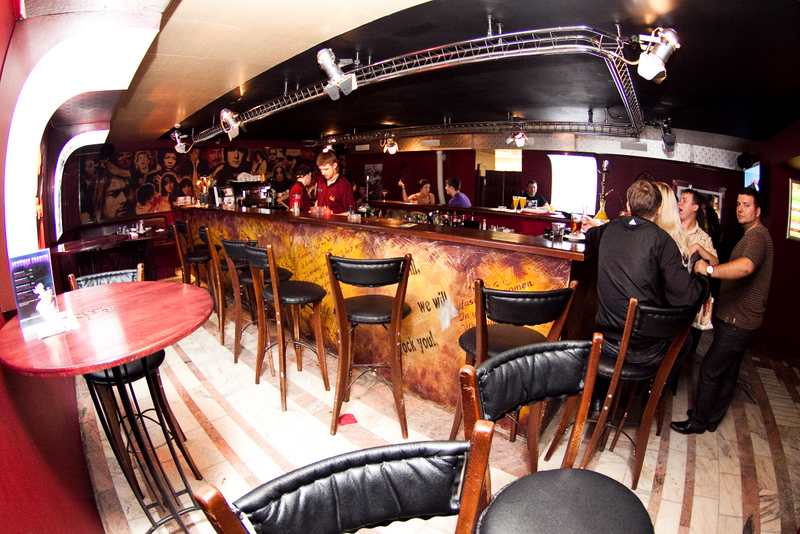 снимок зала для мероприятия Бары Rocks Cocktail Bar на 1 зал мест Краснодара
