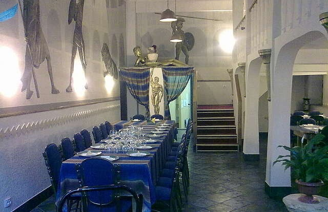 снимок помещения для мероприятия Кафе Таверна Олива на 2 зала мест Краснодара