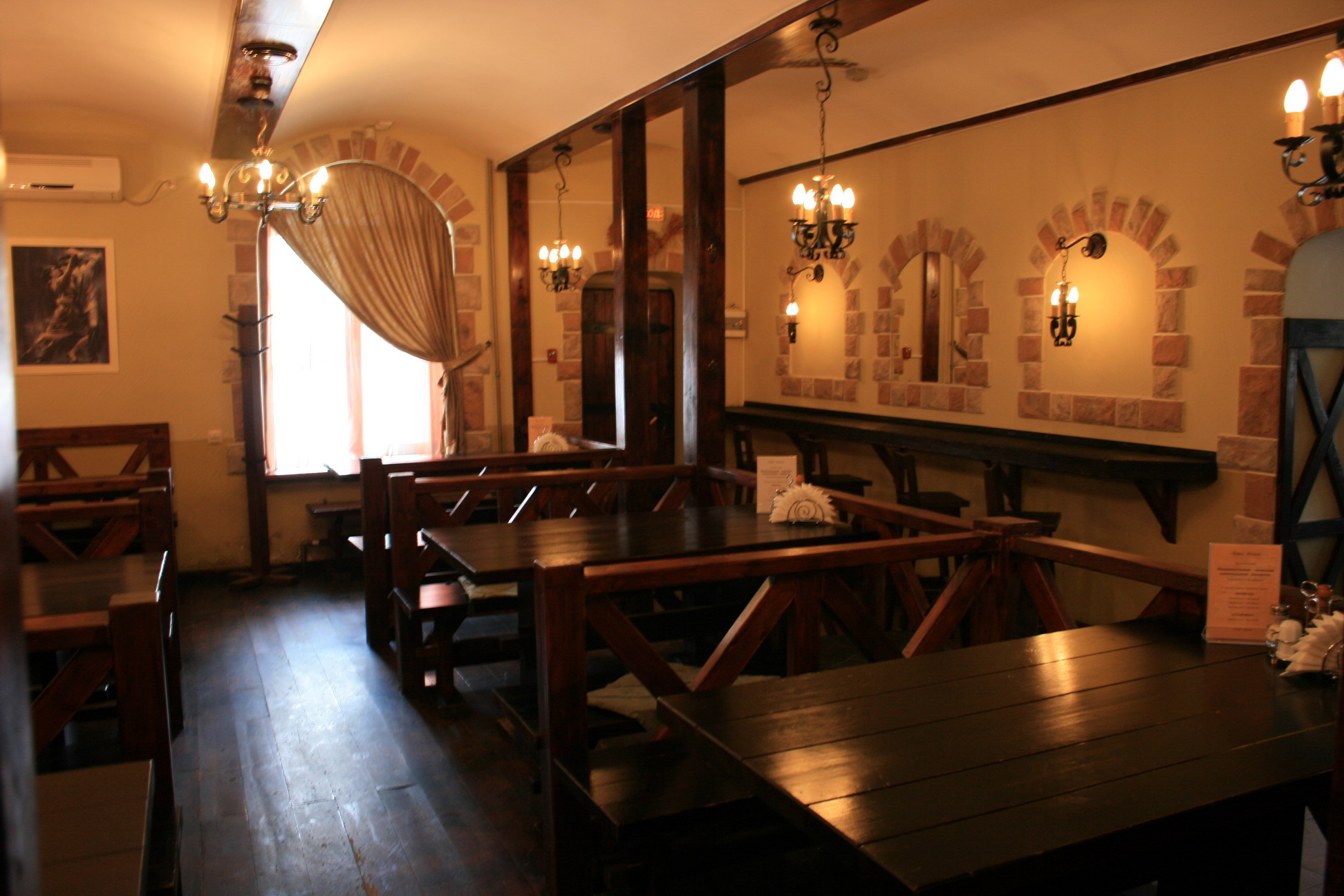 фотография помещения Пивные рестораны Чешская Пивница на 2 зала мест Краснодара