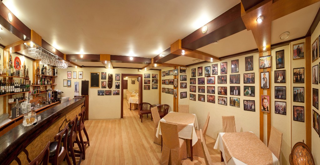 фотка помещения для мероприятия Кафе Экватор  на 2 зала мест Краснодара