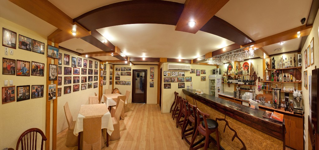 фотография зала Кафе Экватор  на 2 зала мест Краснодара